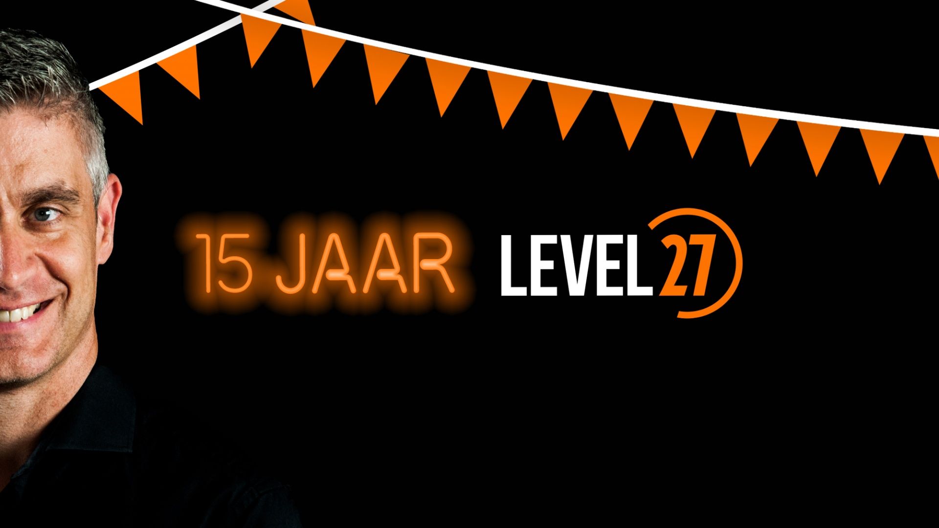 Level27 blaast 15 kaarsjes uit